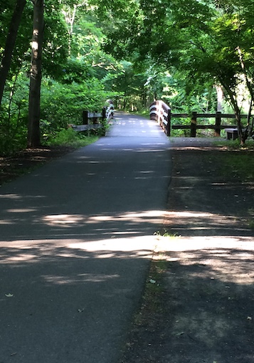 Farmington Canal - Biking Walking Trail