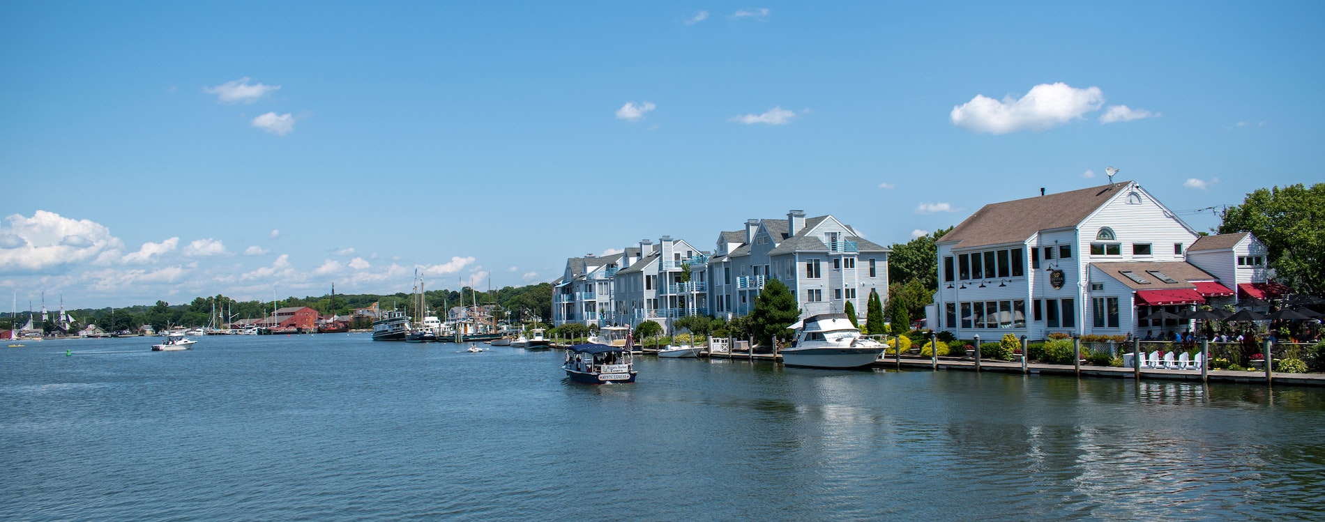 Shoreline Community in Connecticut